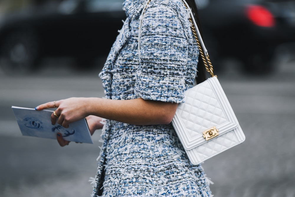 Read more about the article HOT White Chanel Bag Styles to Rock Now (10+ styles)