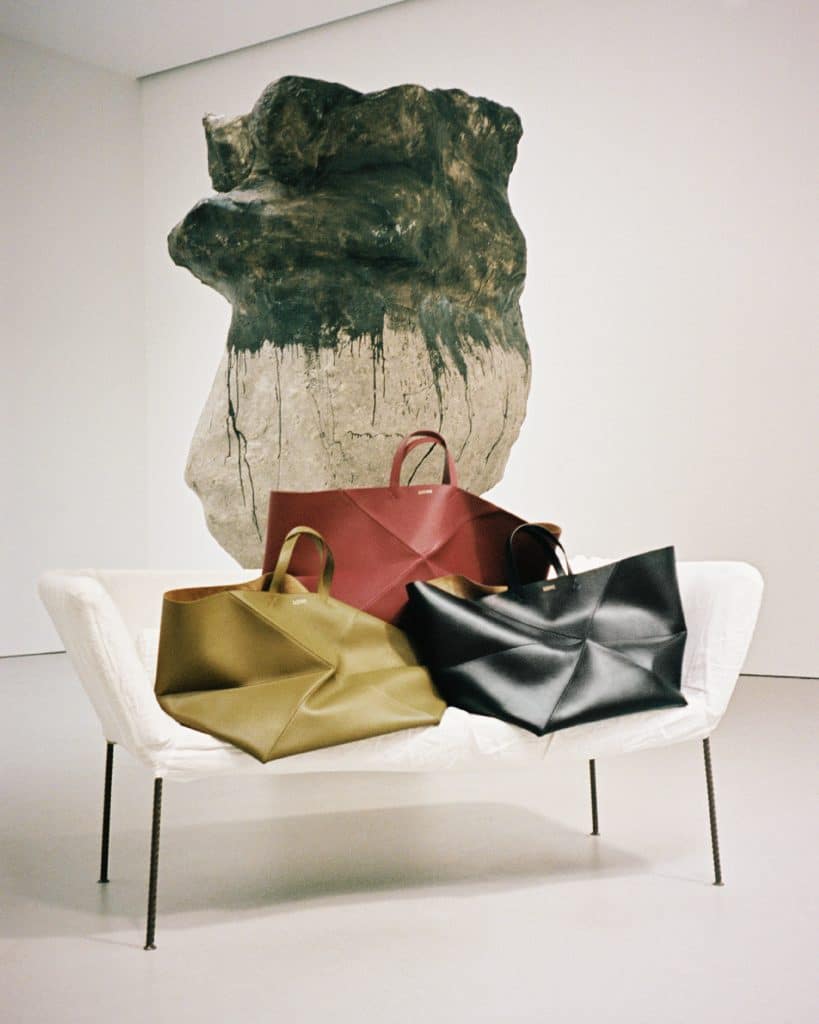 LOEWE SS24 Men's Collection Previewed Via a Short Film By Luca Guadagnino and Jonathan Anderson 2 LOEWE SS24 MENS SHOW LG TEASER RGB CROPPED 4X5 40