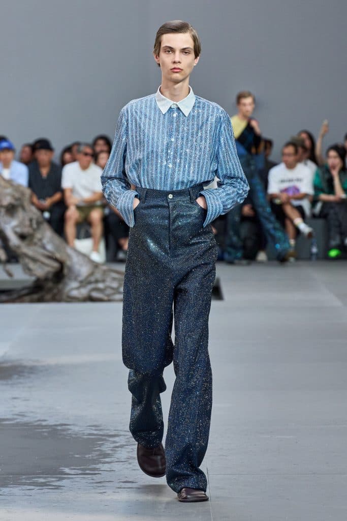 LOEWE SS24 MW SHOW RUNWAY LOOK 16 FRONT RGB CROPPED 2X3 16