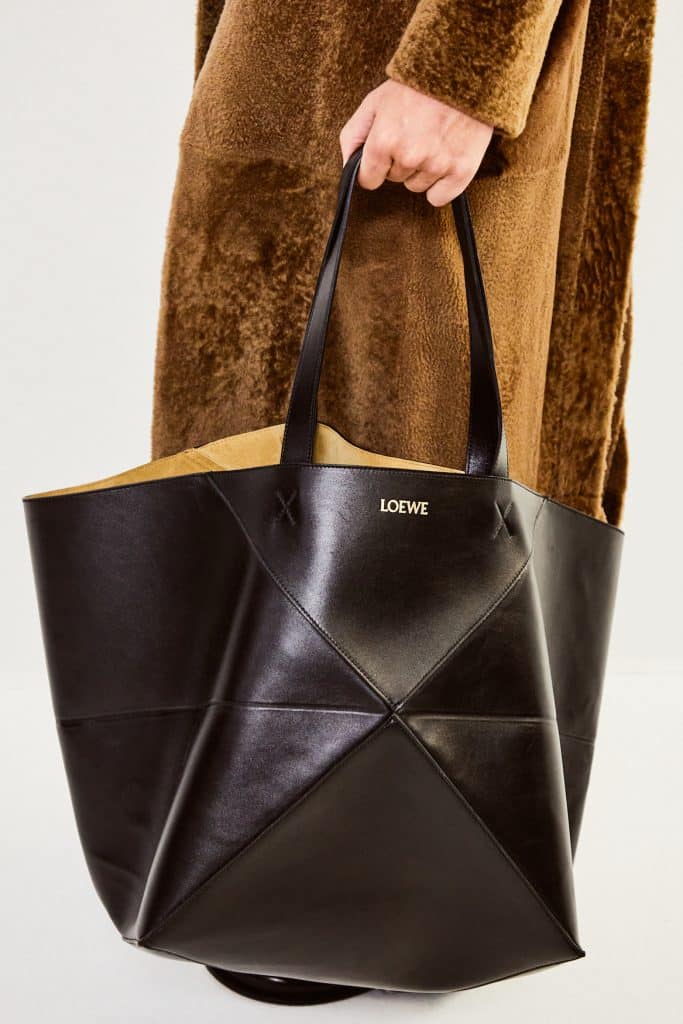 LOWE LOEWE MSS24 PARIS 0904