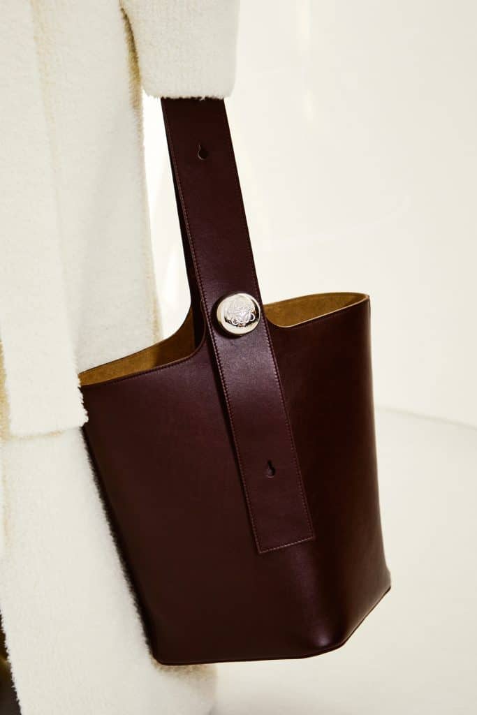 LOEWE Menswear SS24 Really Said Glitter and Guys 8 LOWE LOEWE MSS24 PARIS 1212