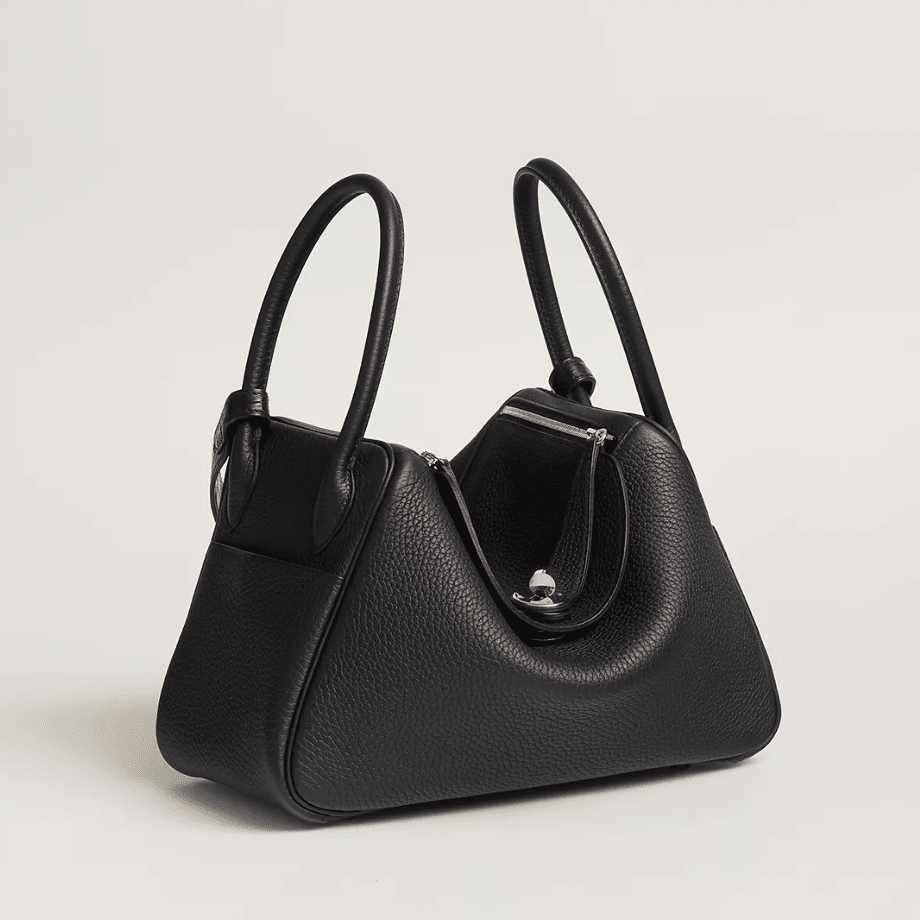 The Hermes Lindy is Quiet Luxury? A Review of Effortless Style and Versatility 3 hermes lindy black