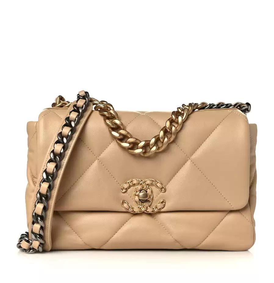 Is The Chanel 19 A New Classic? Review on The Price, Size and