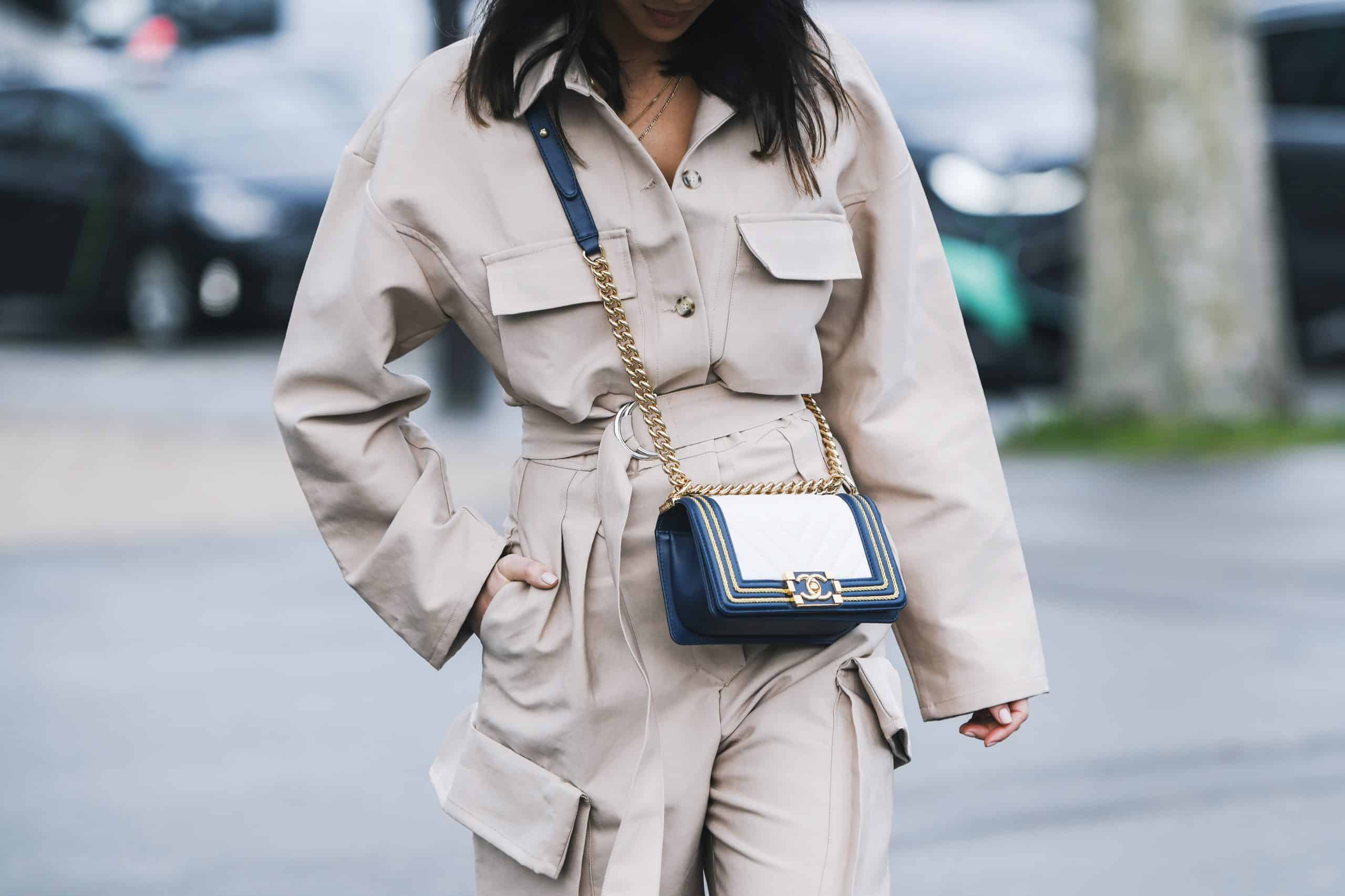 chanel boy bag black and white with gold hardware