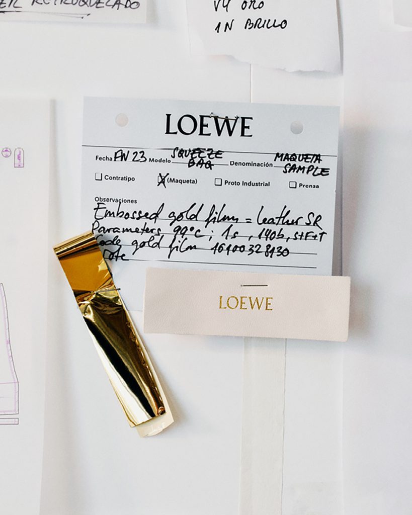 LOEWE Squeeze Bag will Easily Squeeze its Way Onto Your Handbag Wishlist 7 LOEWE FW23 MAKING OF SQUEEZE BAG RGB CROPPED 4x5 08