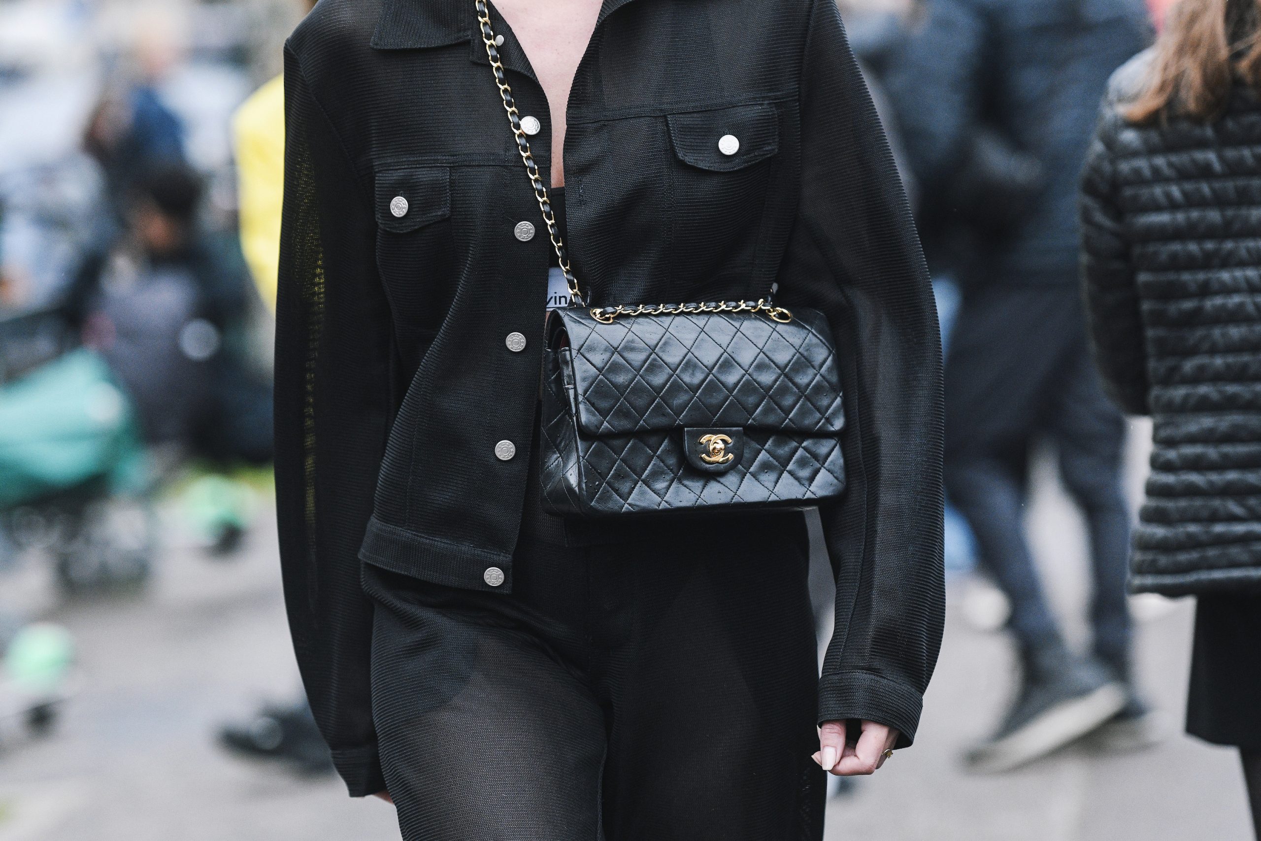Designer Duel: Chanel's High-Stakes Lawsuit Against WGACA- Why it's A Landmark Case in Luxury Resale 1 Read more about the article Designer Duel: Chanel’s High-Stakes Lawsuit Against WGACA- Why it’s A Landmark Case in Luxury Resale